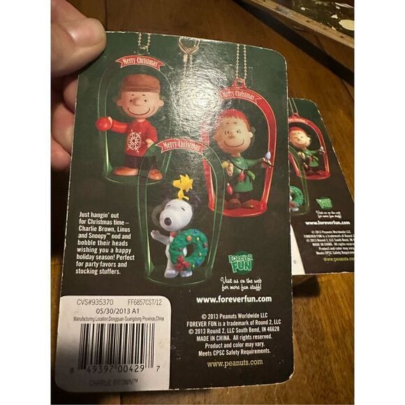 PEANUTS Holiday Clip-on Bobblehead Frame Linus and Charlie Brown Ornaments New - Picture 5 of 8